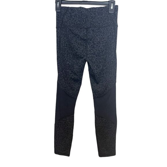 Under Armour heat gear compression Legging women’s size small Black/Gray pattern - Picture 2 of 9